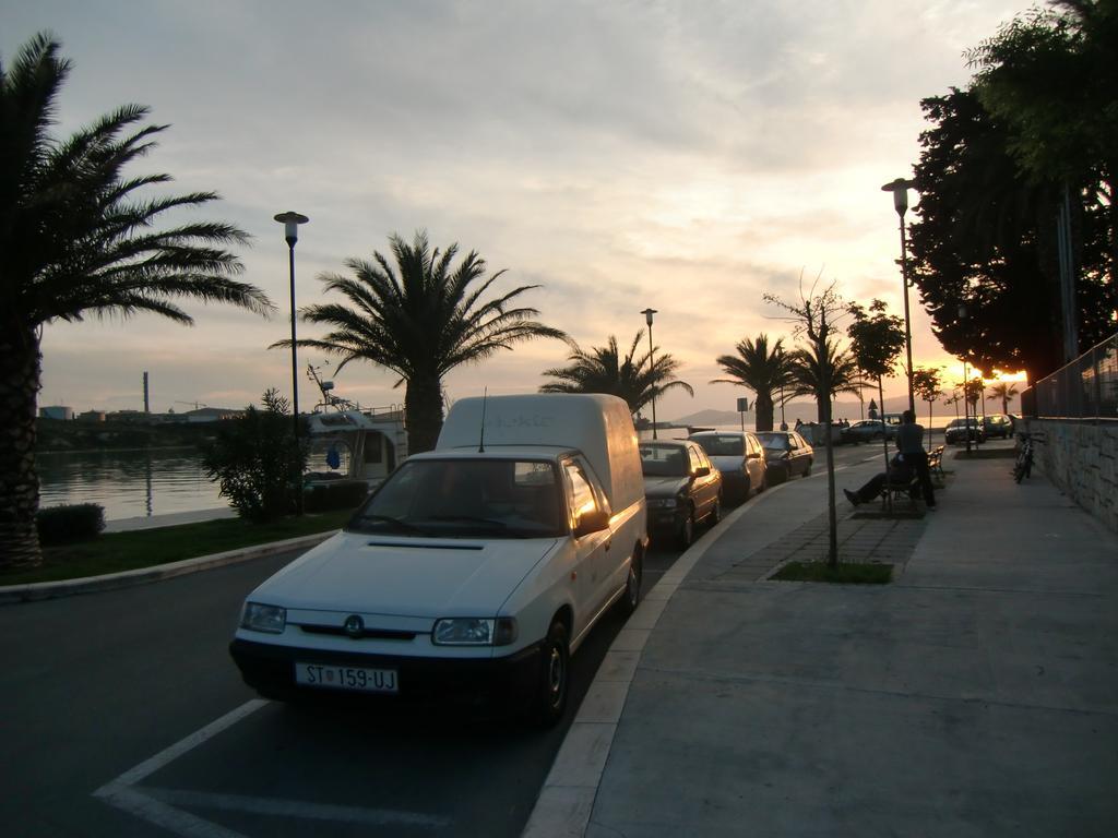 Vranjic Apartments Mali Raj מראה חיצוני תמונה