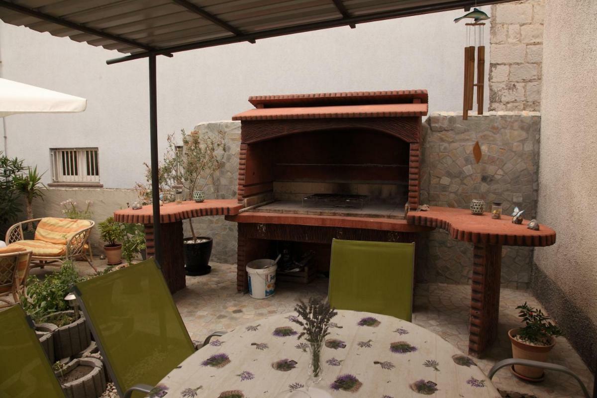 Vranjic Apartments Mali Raj מראה חיצוני תמונה